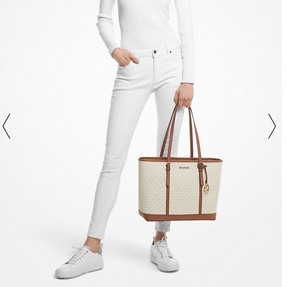 MICHAEL KORS
Jet Set Travel Large Logo Tote Shoulder Bag
COLOR VANILLA 
NWT - Picture 4 of 4